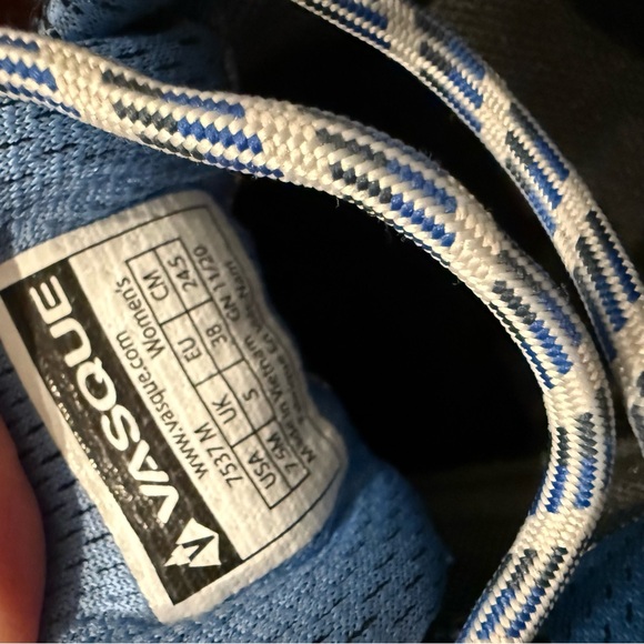 Vasque Breeze Gortex Hiking Shoes Size 7.5 NWT - Picture 2 of 7